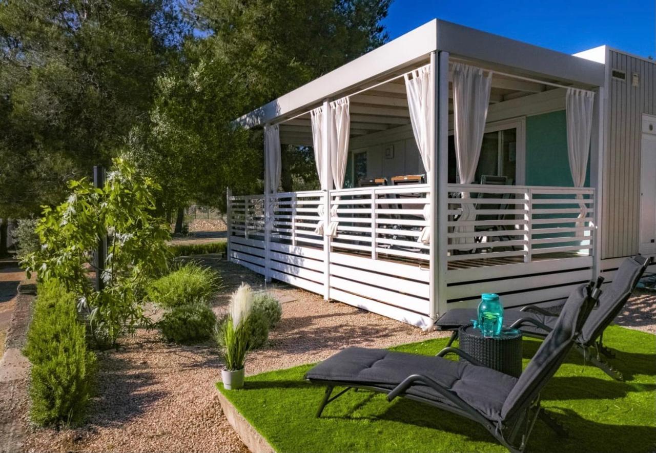 M&L Mobile Home Jezera Bagian luar foto